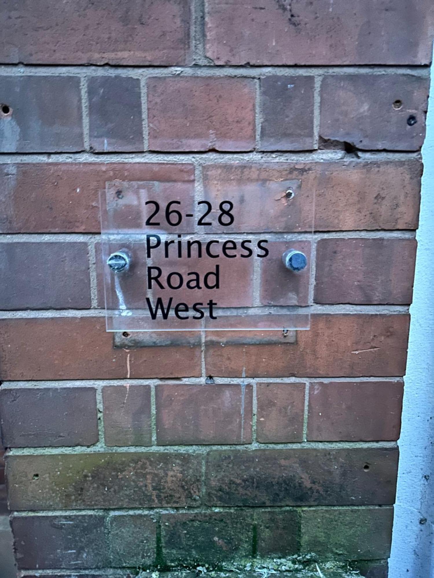 Leicester Studio At City Centre With Free Parking Экстерьер фото